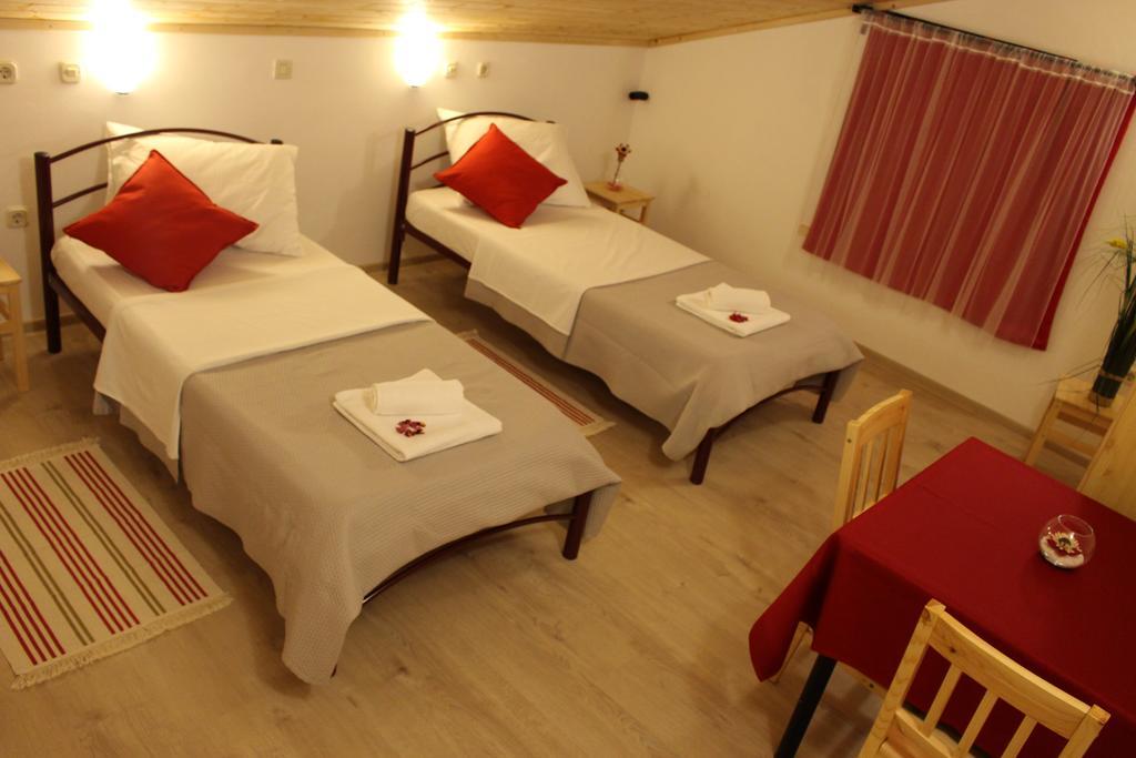 Guesthouse Casetta Verde Novaki Motovunski Buitenkant foto